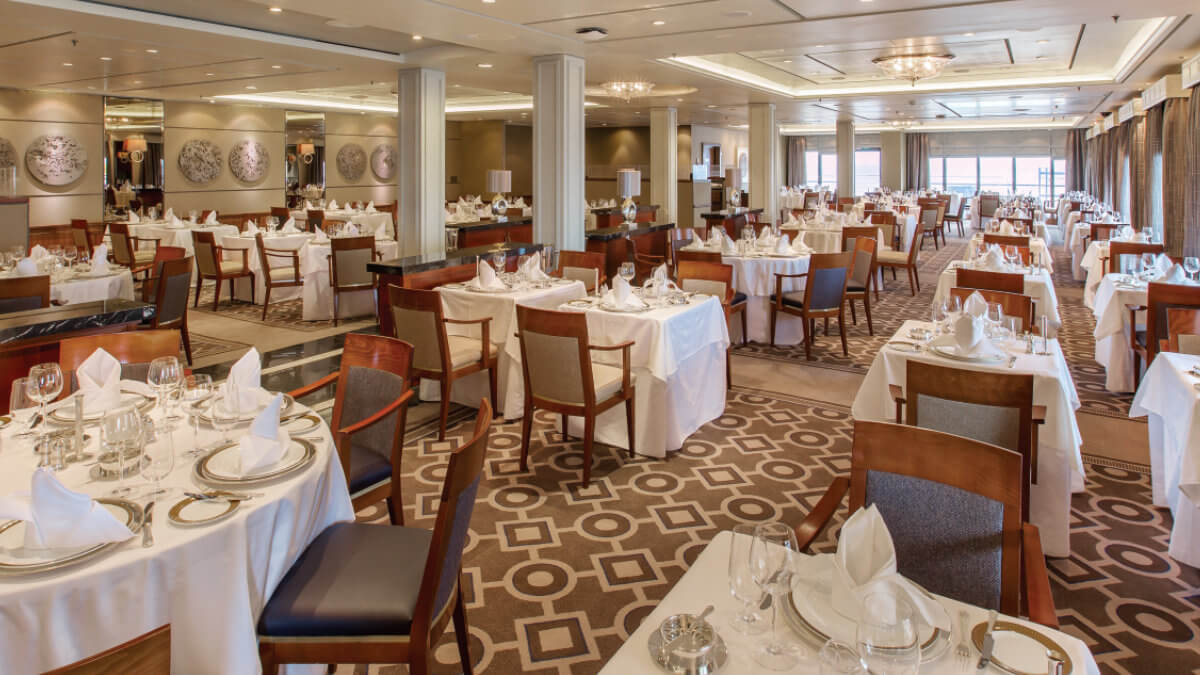 Queen Mary 2 - Princess Grill Restaurant