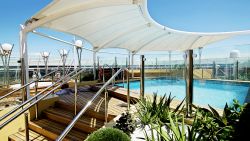 MSC Splendida - Yacht Club Pool