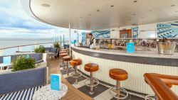 Queen Anne - Sky Bar