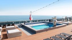 MSC Bellissima - Horizon Pool