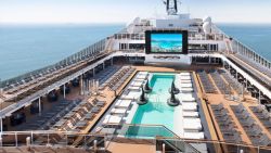 MSC Bellissima - Pooldeck