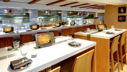 Norwegian Escape - Food Republic