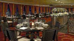 Norwegian Gem - Restaurant Moderno