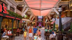 Oasis of the Seas - Royal Promenade