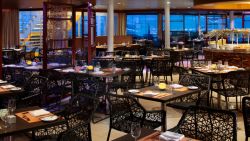 Harmony of the Seas - Solarium Bistro