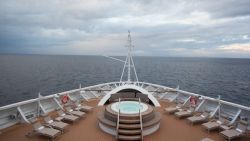 Seabourn Ovation - Whirlpool am Bug